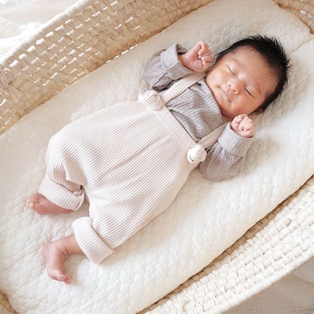 サスペンダーレギンスパンツ クリーム 韓国子供服 レギンス スパッツ サスペンダー クリーム ボトム ズボン おしゃれ かわいい シンプル 男の子 女の子 子供 キッズ ベビー ベビー服 ロンパース