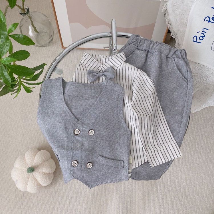 4点セット キッズスーツ 男の子 スーツ フォーマル 子供スーツ 上下セット キッズ 長袖 ベスト シャツ パンツ 洋服 七五三 子供服 赤ちゃん ベビー セットアップ おしゃれ 結婚式 入学式 入園式 卒園式 発表会 お祝い