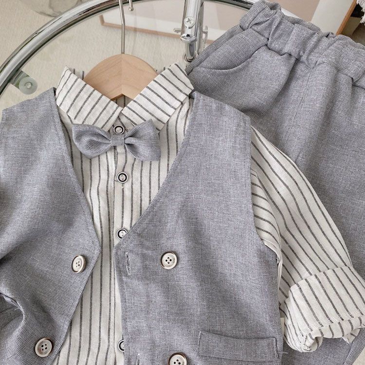 4点セット キッズスーツ 男の子 スーツ フォーマル 子供スーツ 上下セット キッズ 長袖 ベスト シャツ パンツ 洋服 七五三 子供服 赤ちゃん ベビー セットアップ おしゃれ 結婚式 入学式 入園式 卒園式 発表会 お祝い