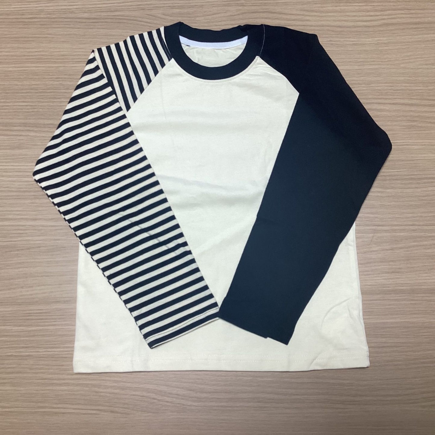 韓国 子供服 キッズ 男女兼用 女の子 男の子 ガールズ ボーイズ 長袖 ロンT トップス Tシャツ コットン ボーダー ストライプ トレーナー カットソー