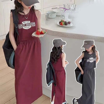 韓国 子供服 キッズ 女の子 ガール レッド グレー セットアップ 2点セット 上下セット ロングスカート ノースリーブ 半袖 タンクトップ ロゴT かっこいい ヘソ出し へそ出し 140cm 150cm