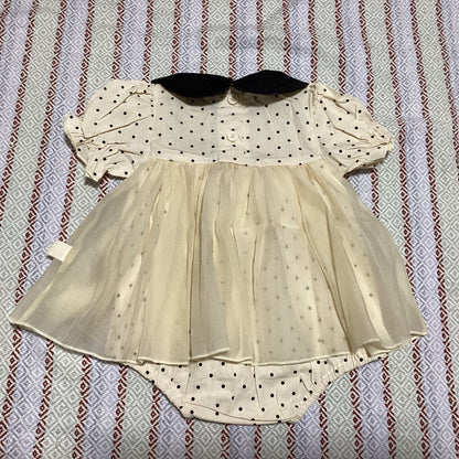 韓国 海外 輸入 ベビー服 赤ちゃん 半袖 ロンパース ワンピース チュール レース ドット柄 水玉 おしゃれ ベージュ フォーマル 冠婚葬祭 結婚式 発表会 七五三 お宮参り 100日祝い 誕生日 パーティー お出掛け 70cm 73cm 75cm 80cm