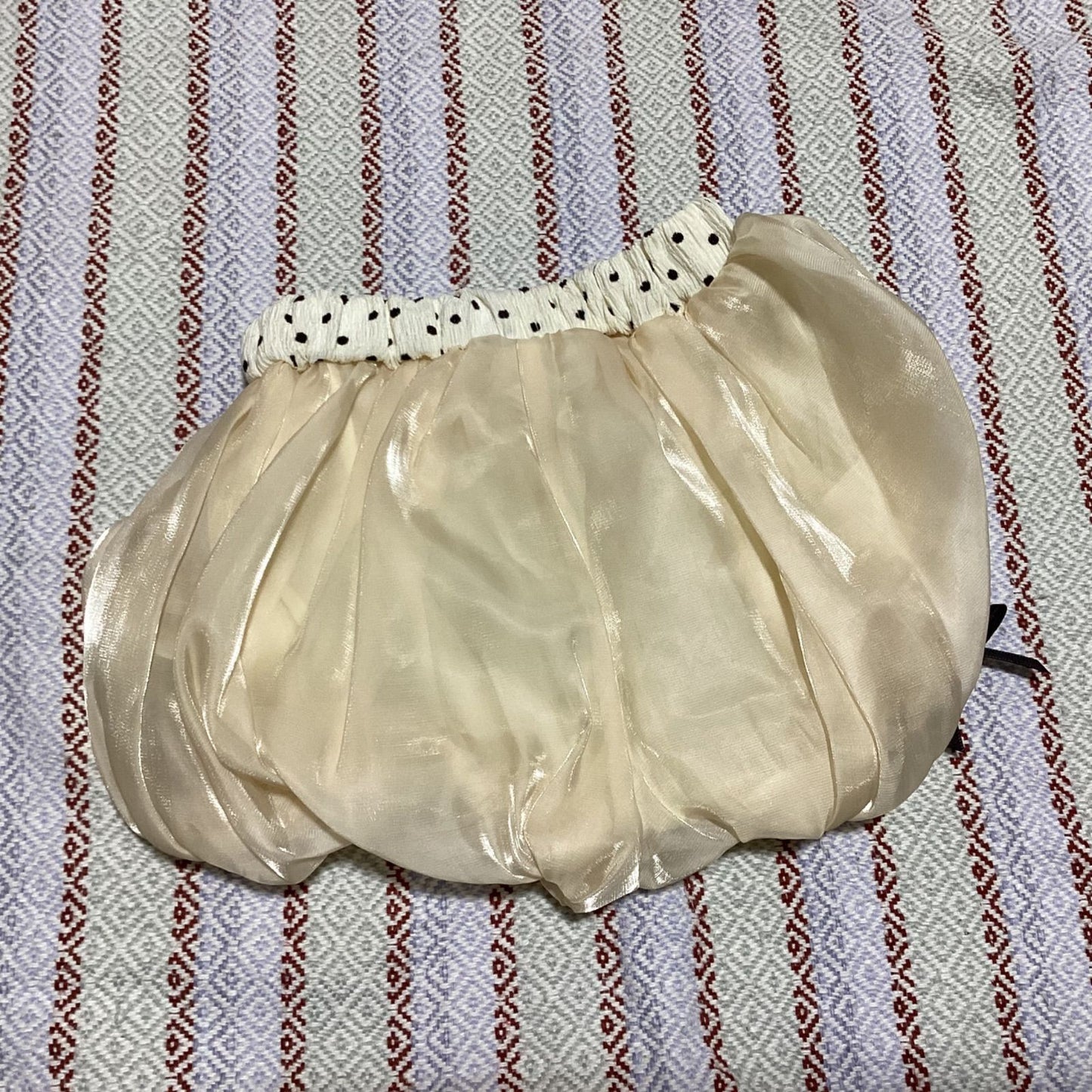 韓国 海外 輸入 赤ちゃん ベビー服 子ども服 キッズ リボン チュール ホワイト 白 レース パンツ ズボン かぼちゃパンツ ショートパンツ 半ズボン ドット柄 水玉 お出掛け 記念写真 記念撮影 おしゃれ 誕生日 パーティー 80cm