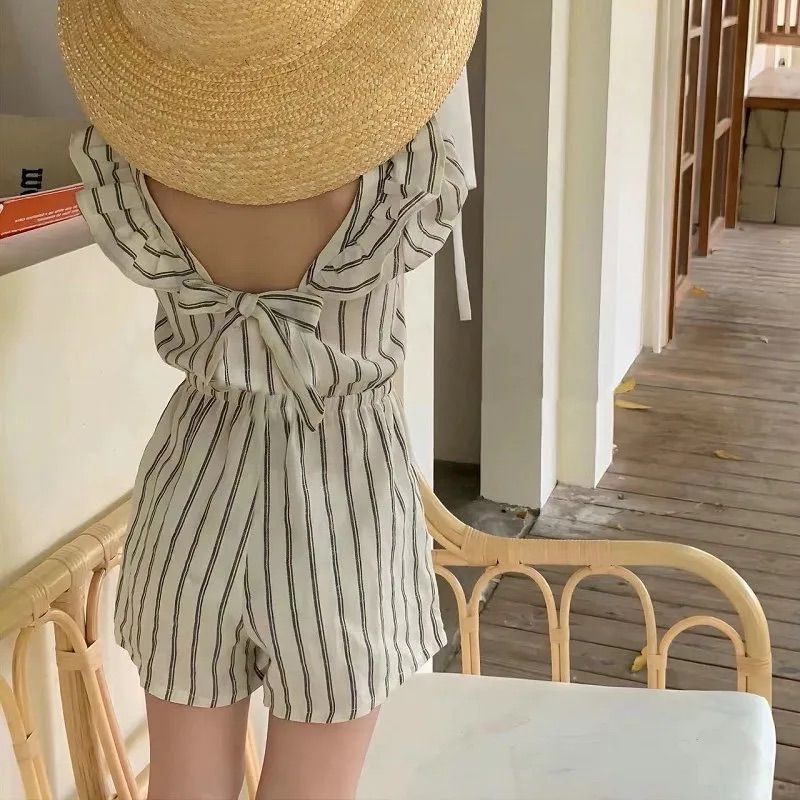 韓国 海外 輸入 子ども服 キッズ ベビー服 半ズボン 短パン パンツ サロペット オールインワン つなぎ オーバーオール セットアップ ストライプ 涼しい お出掛け ビーチ 海 バックリボン 姉妹 お揃い ツイン 130cm 120cm 110cm115cm