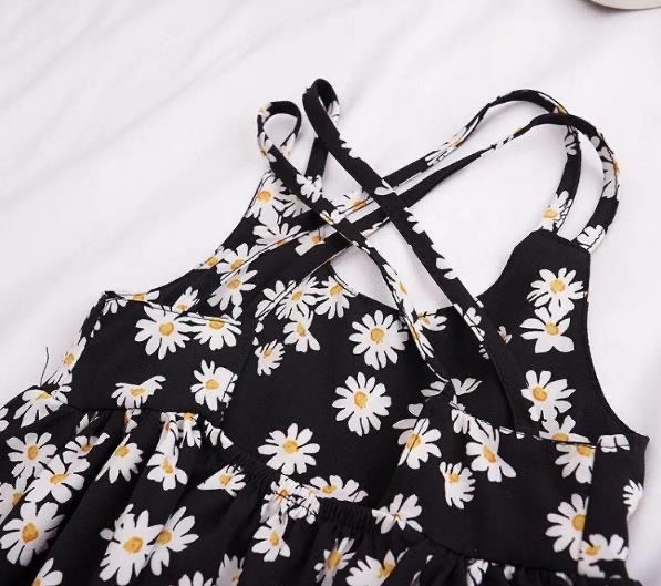 韓国 海外 輸入 子供服 キッズ ベビー 赤ちゃん 女の子 トップス ワンピース スカート デイジー柄 キャミソールワンピース キャミワンピ 花柄 水着 重ね着 夏 プール リゾート 姉妹 お揃い ペア 90cm 100cm 110cm 120cm 130cm