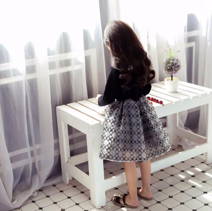 長袖ワンピース　黒◇レース フォーマル 入学式 入園式 卒業式 卒園式 発表会 結婚式 プルオーバー 韓国 子ども服　 秋 冬　レースワンピース　チュールスカート　女の子 キッズ用 100cm 110