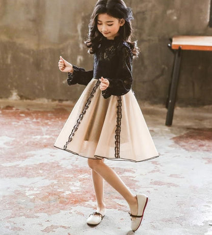 子供ドレス 発表会 フォーマルドレス 黒 七五三 卒業式 長袖ワンピース レース フォーマル 入学式 入園式 卒業式 子ども服 卒園式 発表会 結婚式 韓国 レースワンピース　チュールスカート 女の子