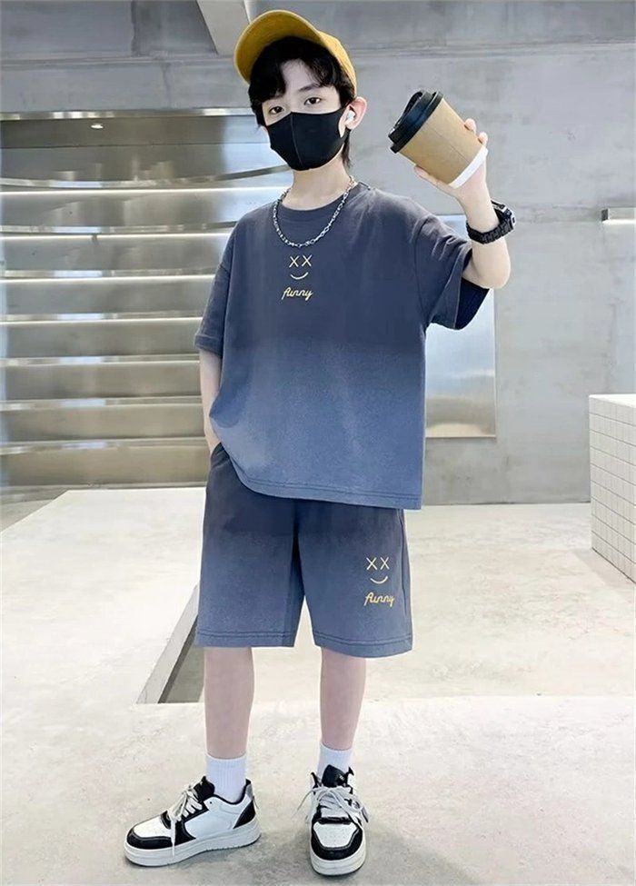 子供服 男の子 夏 セットアップ 半袖Tシャツ ハーフパンツ 夏服 ジュニア 子供 ジャージ 上下セット 子ども服 半袖 ゆったり カジュアル 子供 普段着 トップス 半袖スウェット 丸襟 ハーフパンツ 韓国風 おxiaokb320