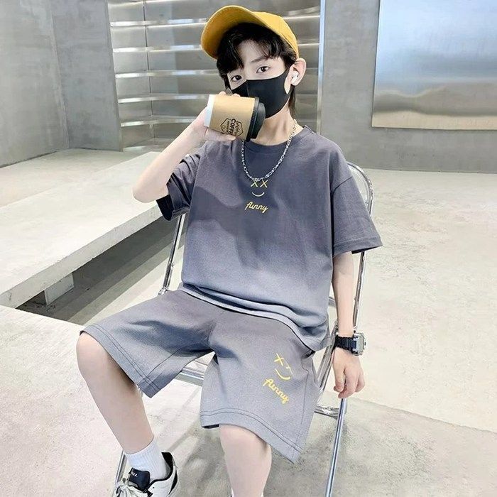 子供服 男の子 夏 セットアップ 半袖Tシャツ ハーフパンツ 夏服 ジュニア 子供 ジャージ 上下セット 子ども服 半袖 ゆったり カジュアル 子供 普段着 トップス 半袖スウェット 丸襟 ハーフパンツ 韓国風 おxiaokb320