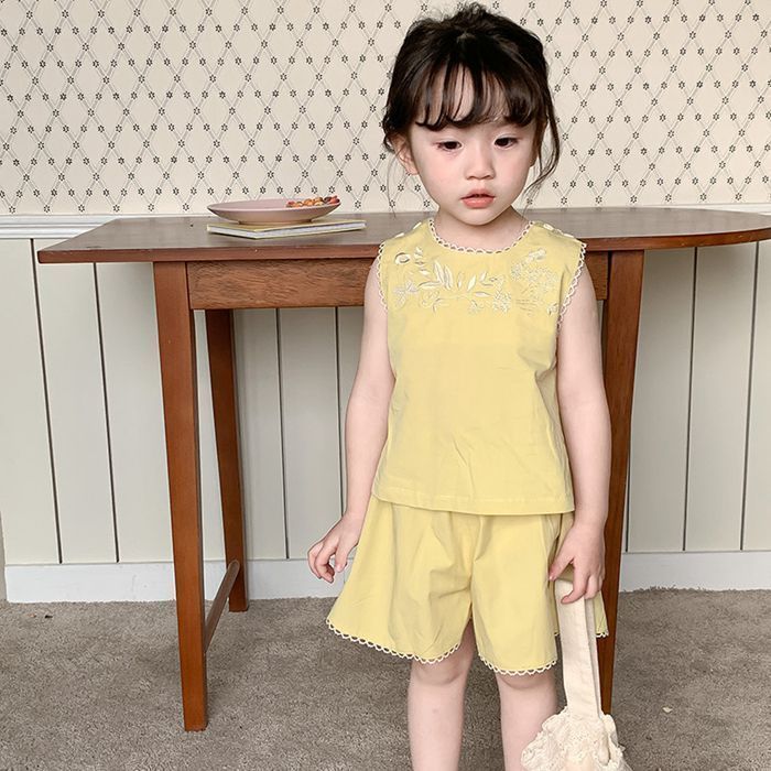 女の子 セットアップ 子供服 刺繍 タンクトップ 袖なしtシャツ クルーネック ウエストゴム ショートパンツ 無地 キッズ 上下セット 子供 子ども ベビー服 ルームウェア 韓国風 かわいい おしゃれ jiangge12