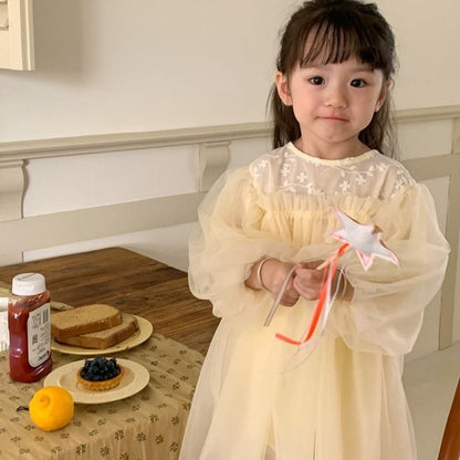 ワンピース チュニック 女の子 花柄レース チュールスカート クルーネック 長袖 子供ドレス 子ども キッズ 保育園 子供服 ナチュラル ガール きれい目 シンプル かわいい 春 秋 フォーマル 入園式 入学式 卒園式 発表会 プレゼント