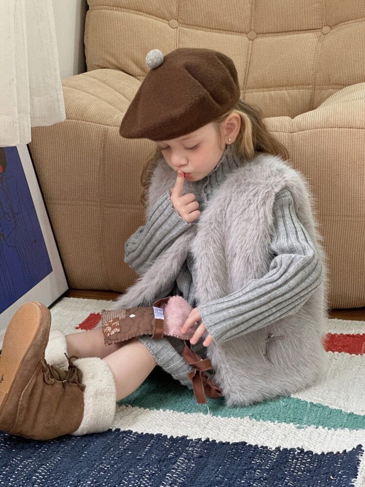 ファーベスト 女の子 フェイクファー キッズ ベスト ジレ もこもこ アウター 韓国 子供服 子ども服 おしゃれ 厚手 重ね着 お出かけ 旅行 防寒 春 秋 冬 保育園 幼稚園 通園 小学校 通学 ショート丈 haoxin04